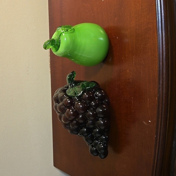 Glass Fruit Pear and Grapes Set of 2 - Picture 1 of 4